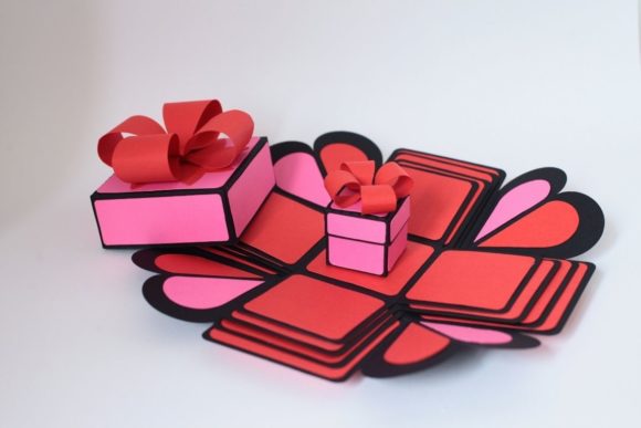 Elevating Personal Connection: The Rise of the Exploding Box 3D in Creative Commerce